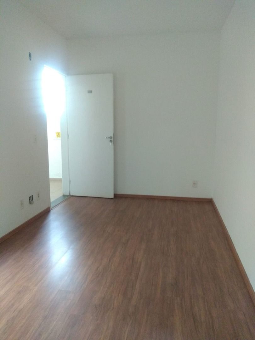 Apartamento para alugar com 2 quartos, 55m² - Foto 2