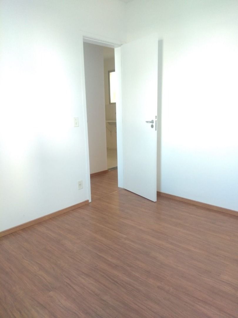 Apartamento para alugar com 2 quartos, 55m² - Foto 7