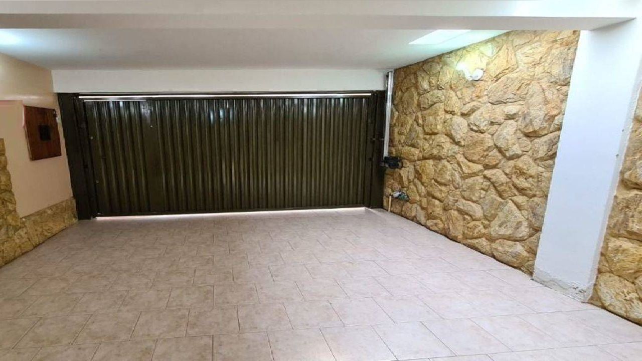 Casa à venda com 2 quartos, 120m² - Foto 2