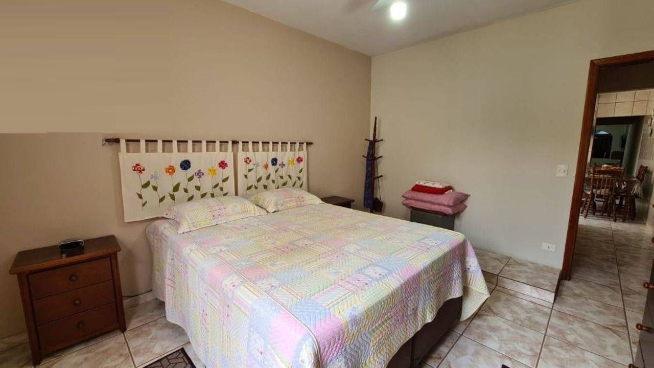 Casa à venda com 2 quartos, 120m² - Foto 5