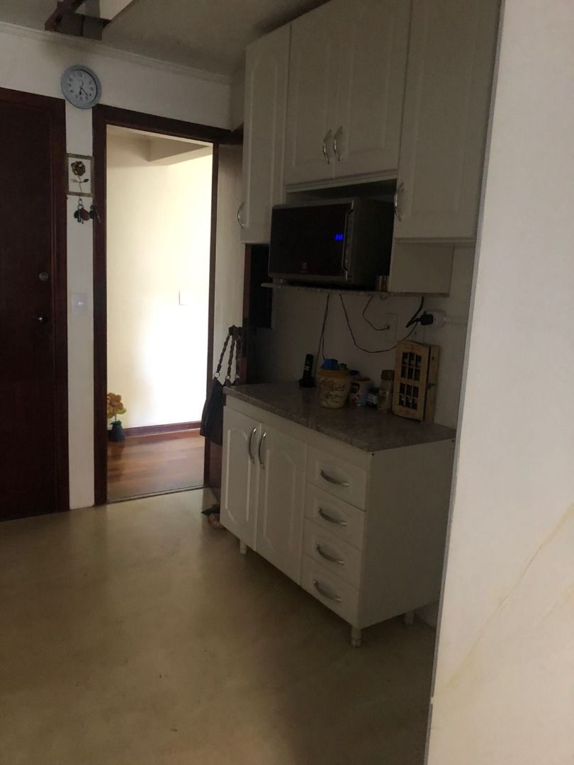 Apartamento à venda com 2 quartos, 80m² - Foto 11