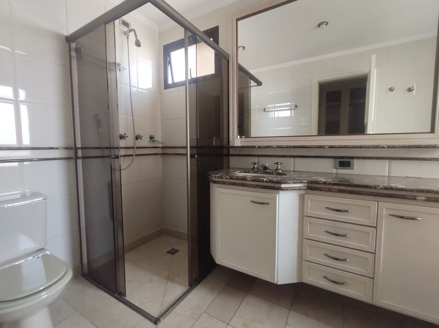 Apartamento para alugar com 3 quartos, 163m² - Foto 20