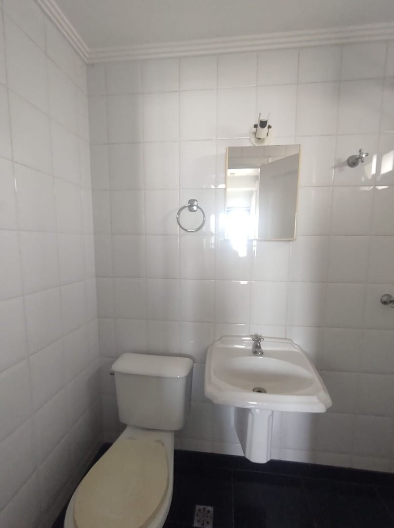Apartamento para alugar com 3 quartos, 163m² - Foto 24