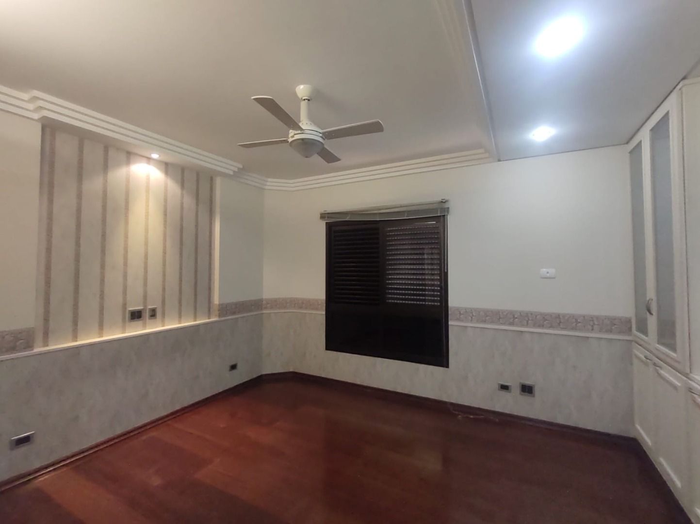Apartamento para alugar com 3 quartos, 163m² - Foto 25