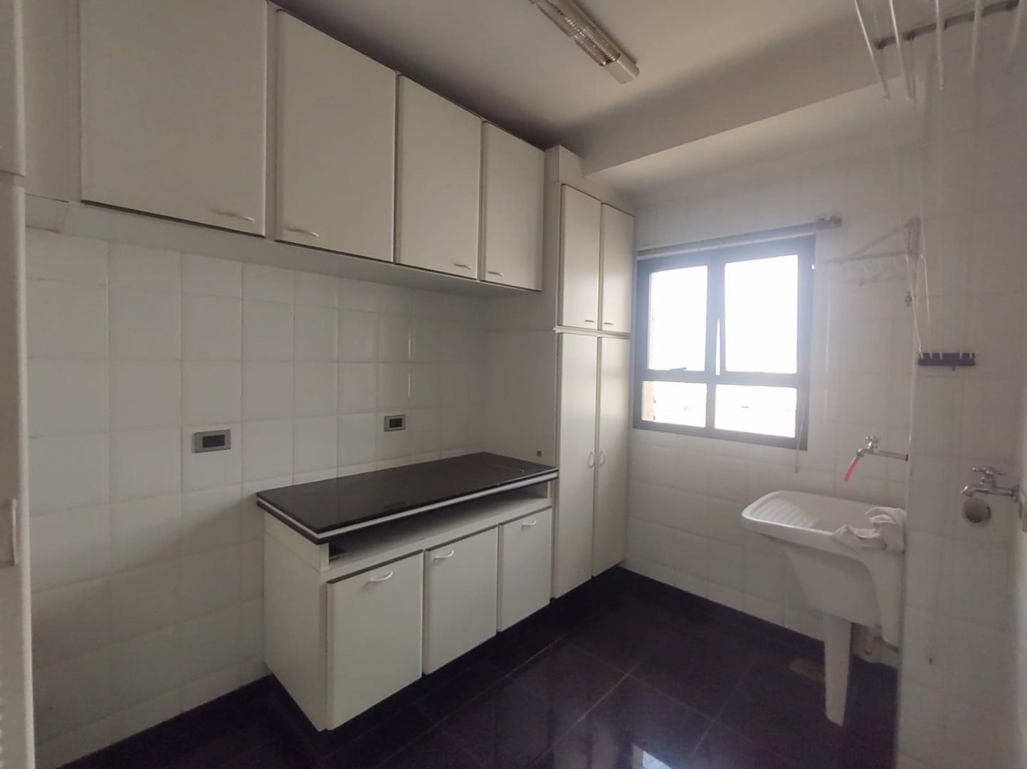 Apartamento para alugar com 3 quartos, 163m² - Foto 29
