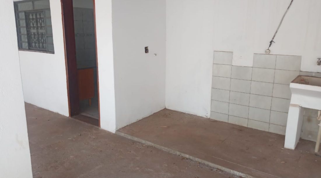 Casa à venda com 4 quartos, 105m² - Foto 13