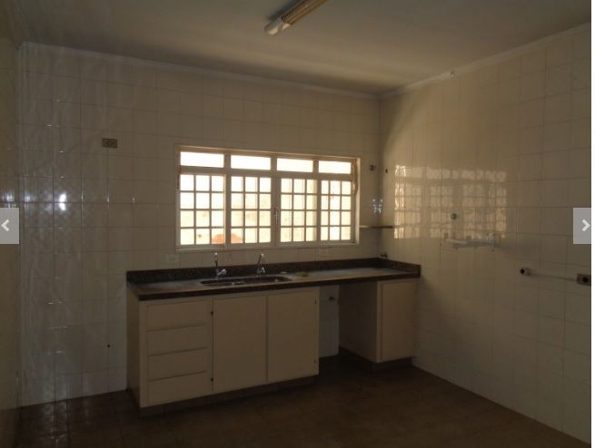 Casa para alugar com 3 quartos, 270m² - Foto 11