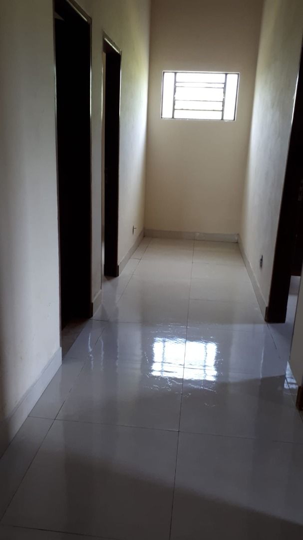 Chácara à venda com 3 quartos, 200m² - Foto 8