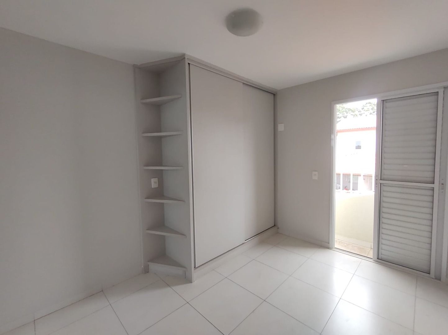 Casa de Condomínio para alugar com 3 quartos, 126m² - Foto 12