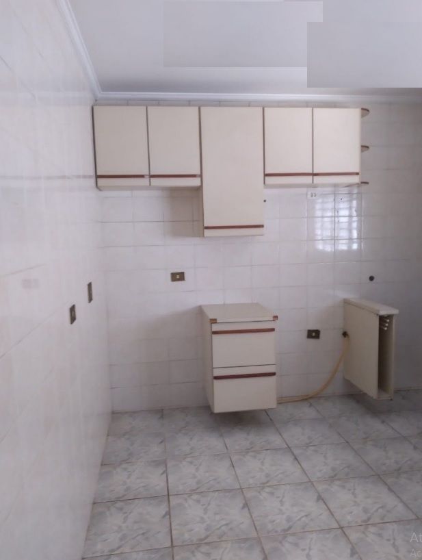 Casa à venda com 4 quartos, 69m² - Foto 5