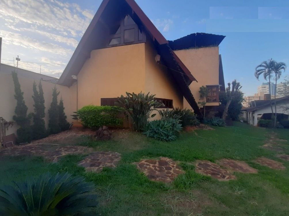 Casa à venda com 3 quartos, 450m² - Foto 3