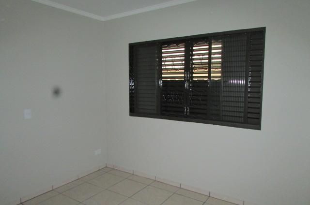 Casa para alugar com 3 quartos, 91m² - Foto 7