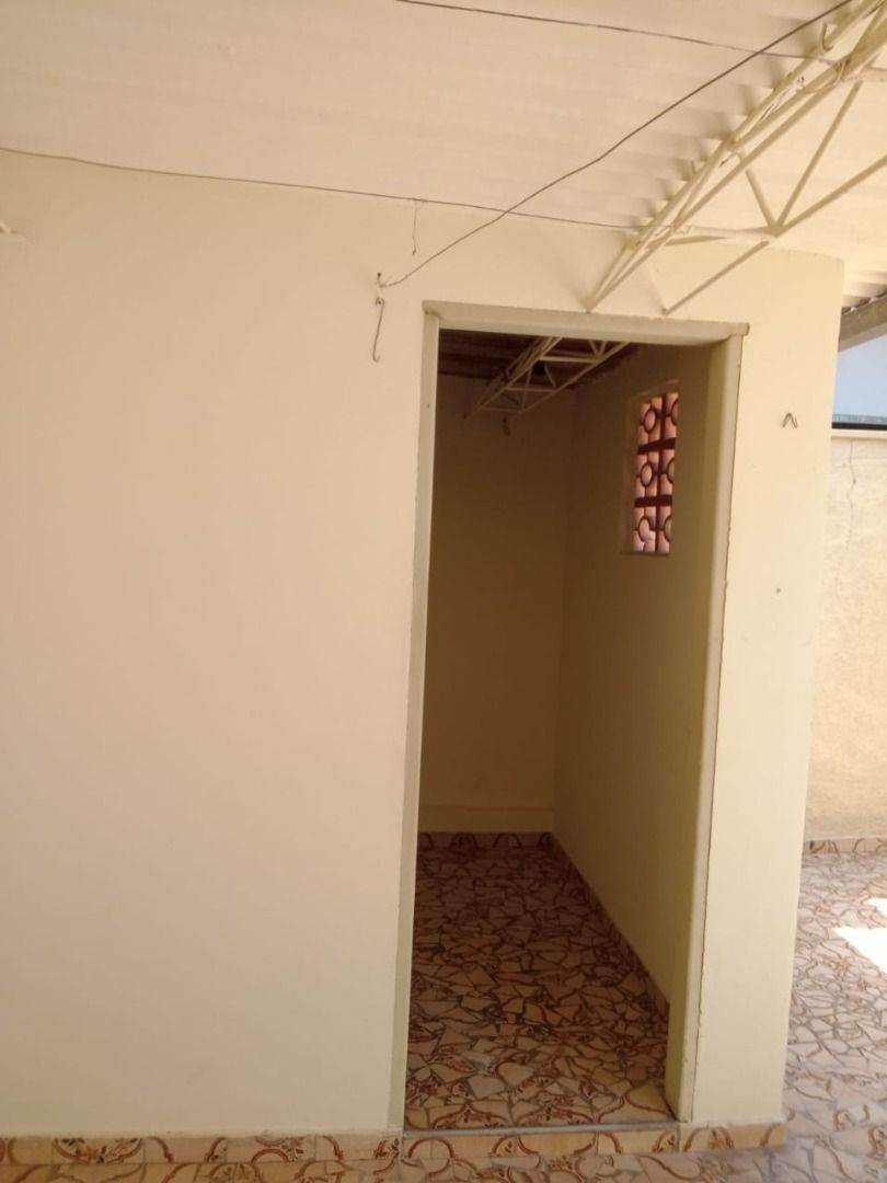 Casa à venda com 2 quartos, 84m² - Foto 12