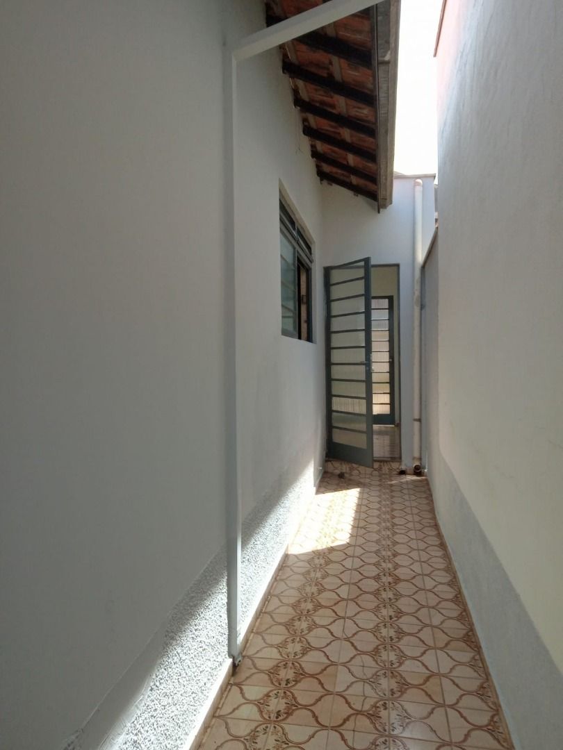 Casa à venda com 2 quartos, 84m² - Foto 21