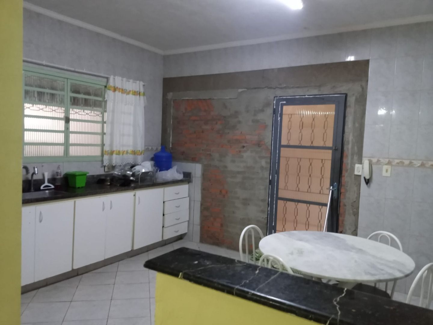 Casa à venda com 4 quartos, 300m² - Foto 3