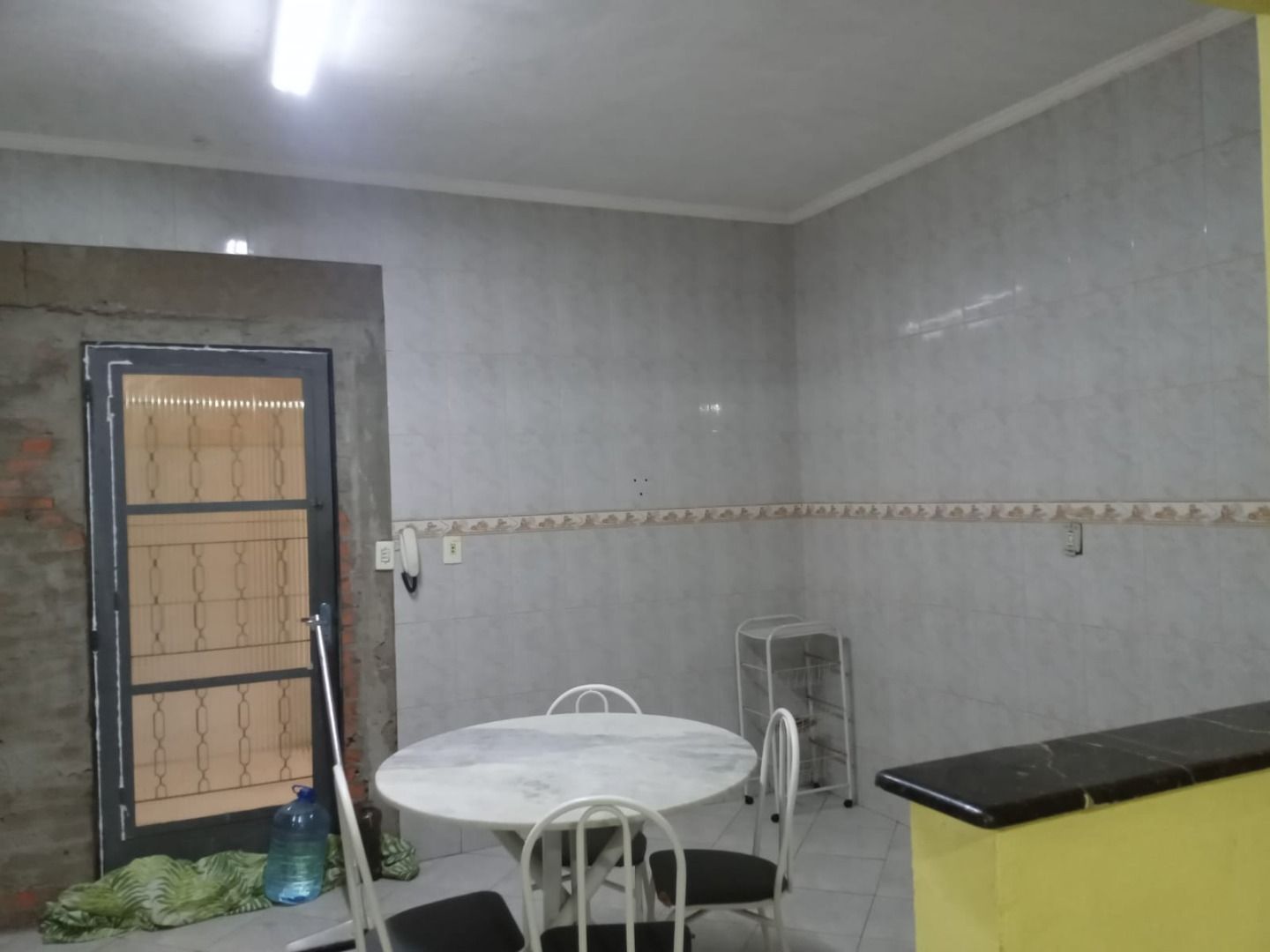 Casa à venda com 4 quartos, 300m² - Foto 4