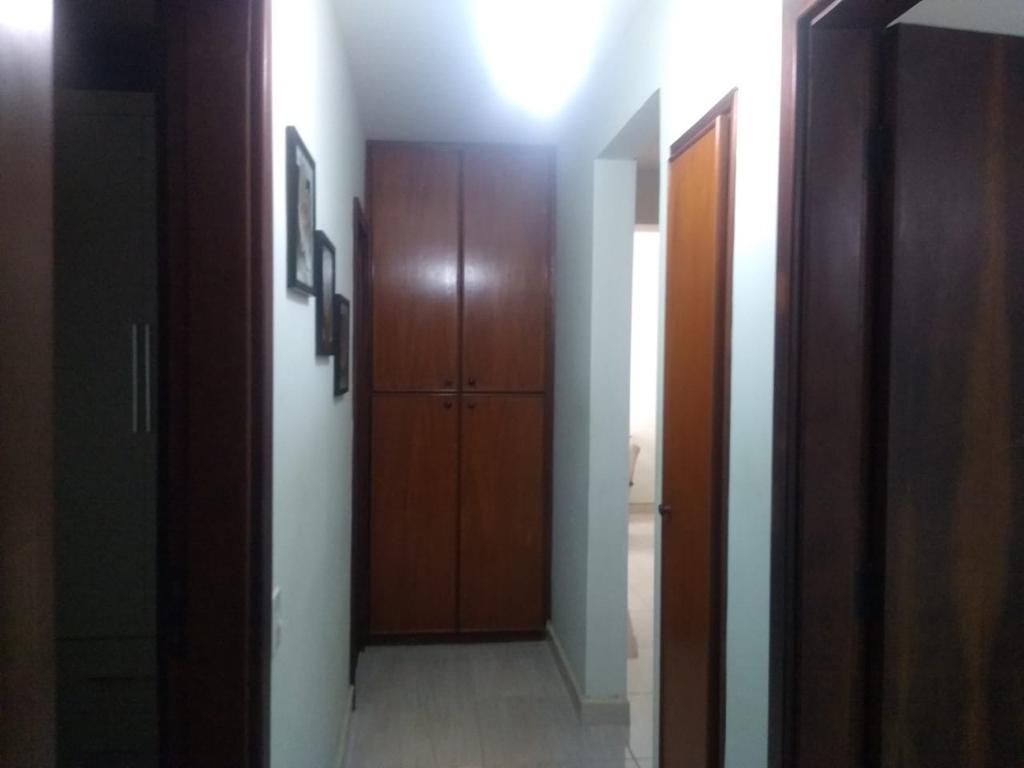 Apartamento à venda com 2 quartos, 74m² - Foto 11