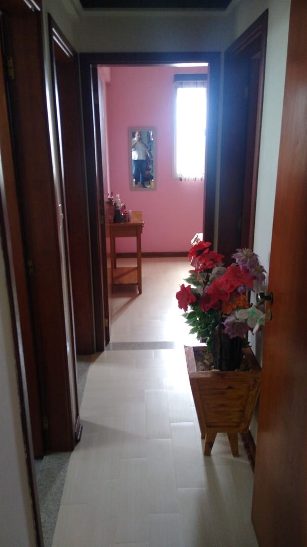 Apartamento à venda com 3 quartos, 68m² - Foto 11