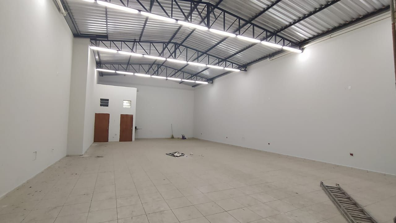 Loja-Salão para alugar, 260m² - Foto 1