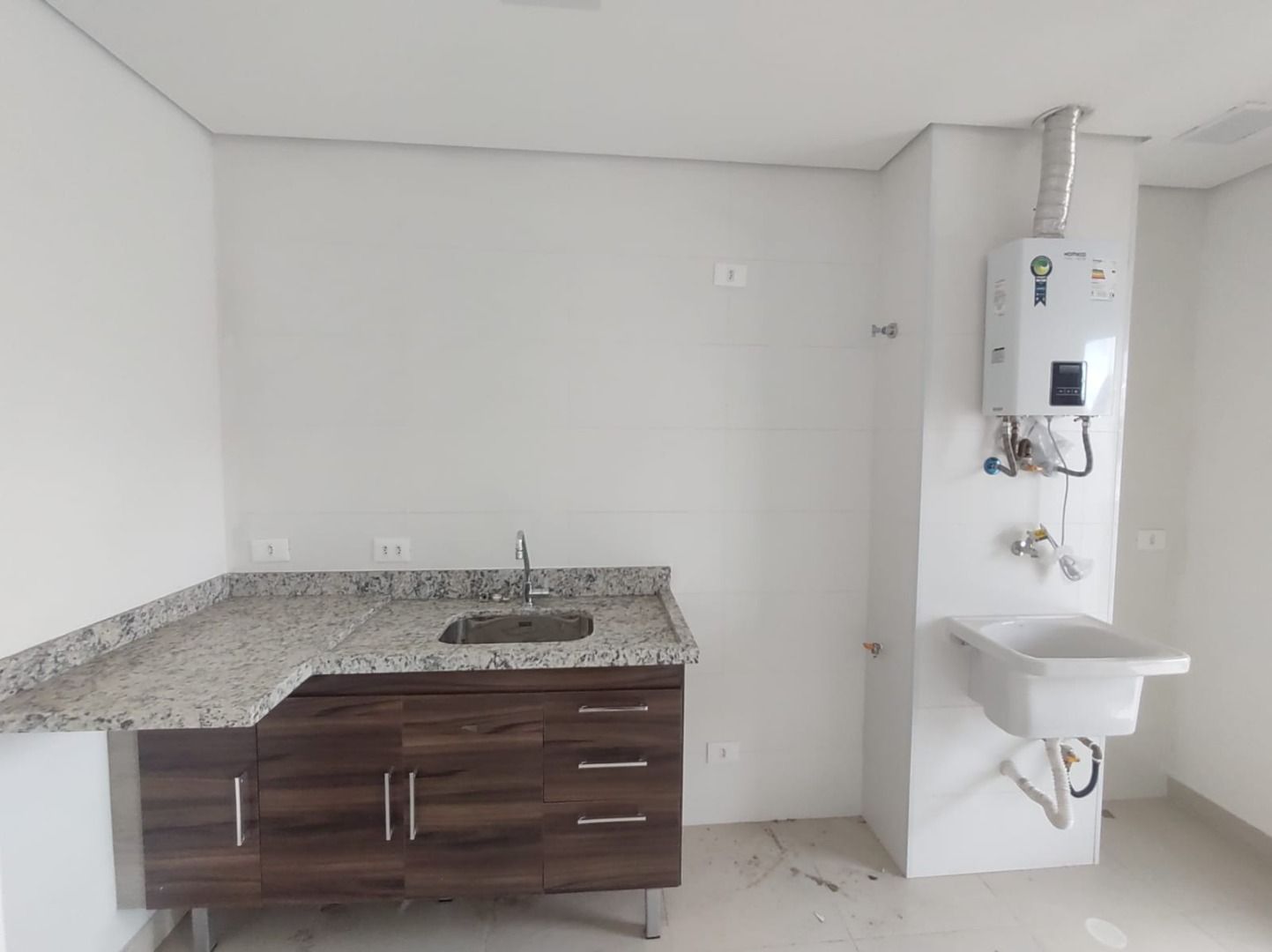 Apartamento à venda com 1 quarto, 47m² - Foto 15