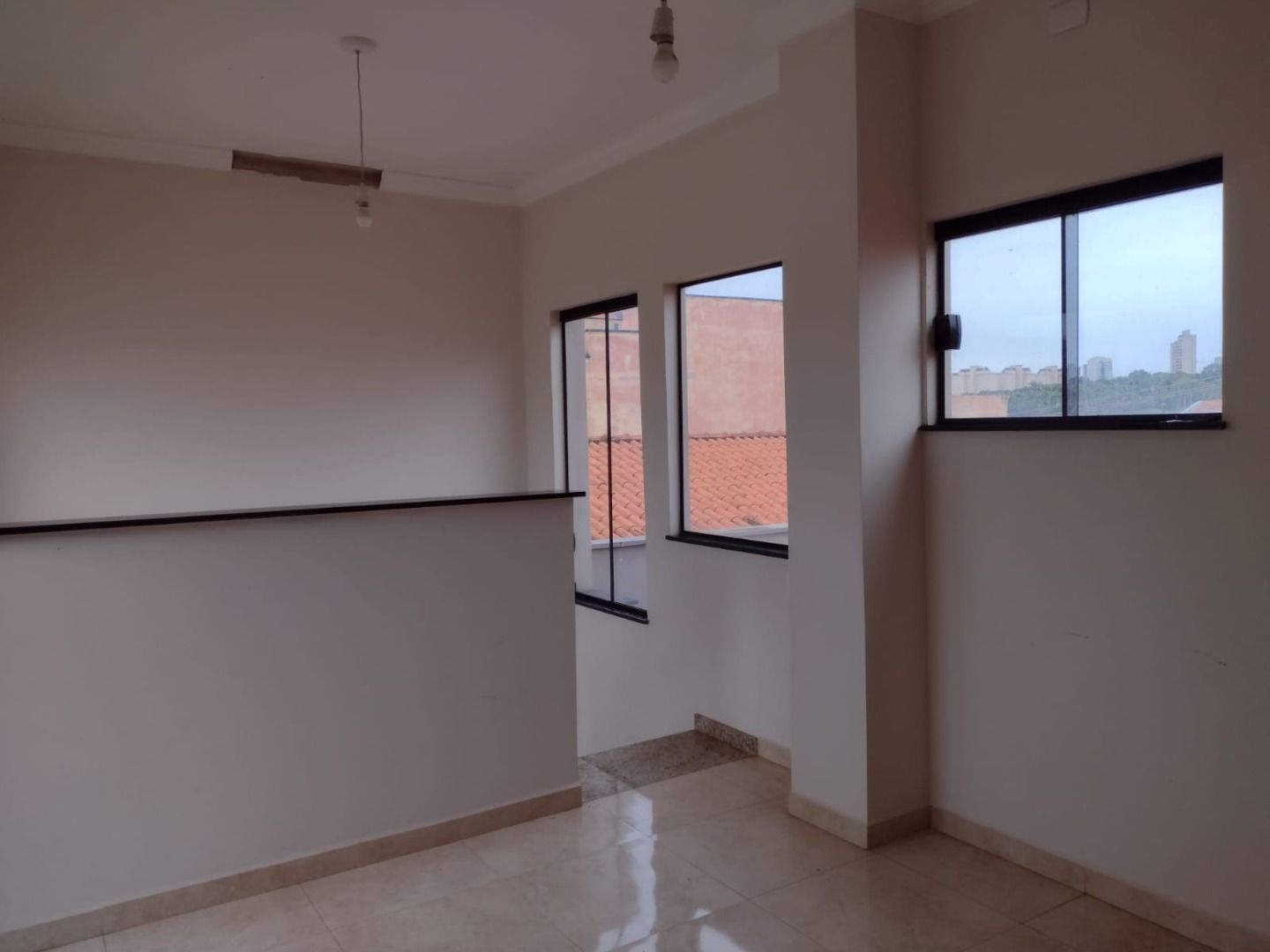 Casa à venda com 3 quartos, 211m² - Foto 20