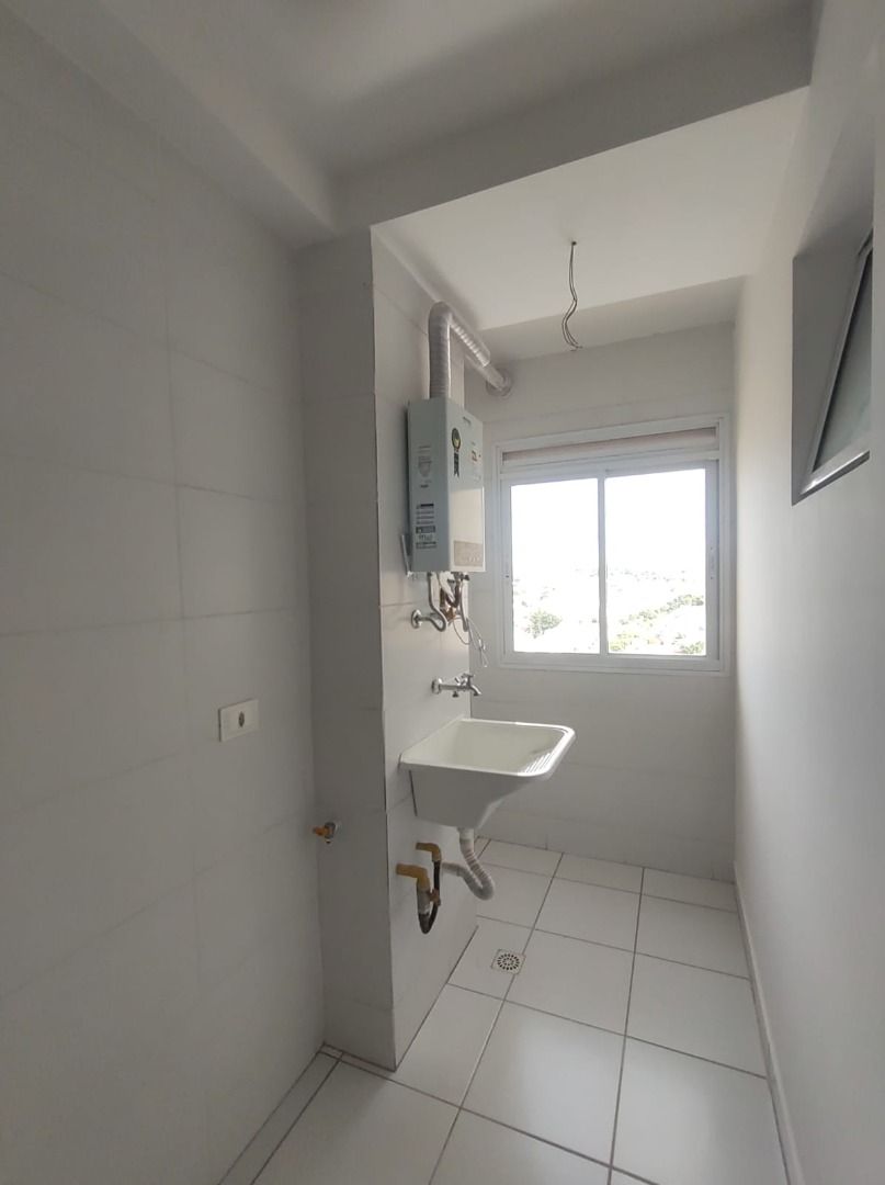 Apartamento à venda com 2 quartos, 62m² - Foto 6