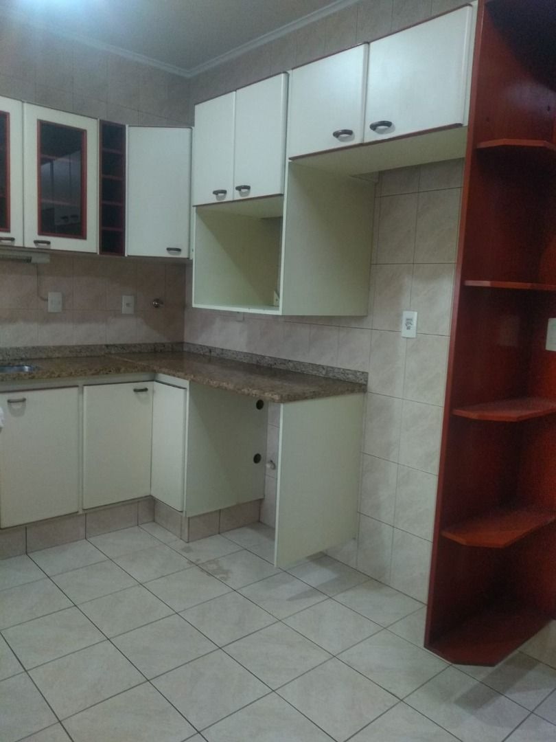 Apartamento à venda com 3 quartos, 113m² - Foto 8