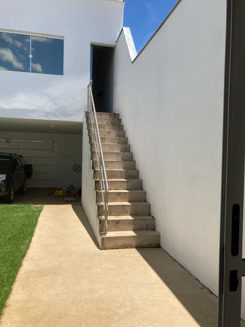 Casa à venda com 2 quartos, 158m² - Foto 16