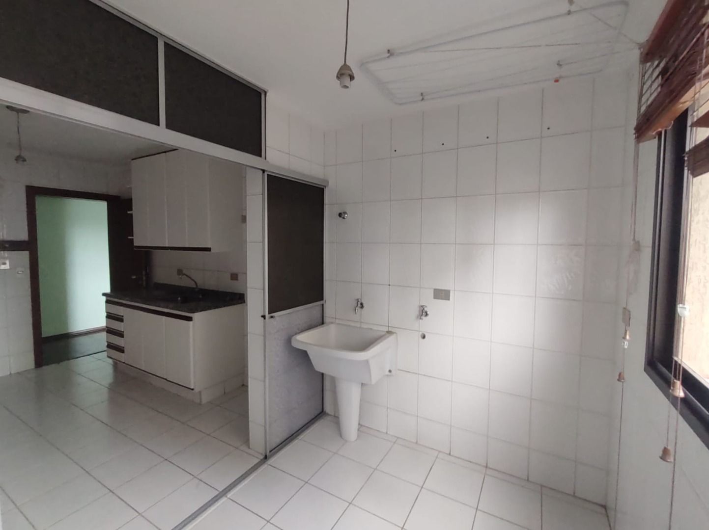 Apartamento à venda com 3 quartos, 127m² - Foto 5