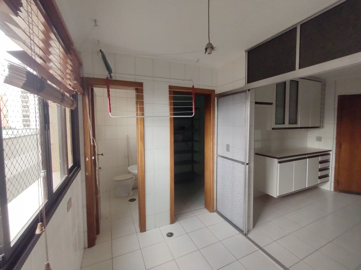 Apartamento à venda com 3 quartos, 127m² - Foto 6