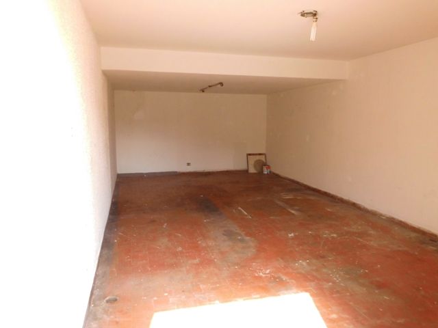 Casa à venda com 3 quartos, 207m² - Foto 2