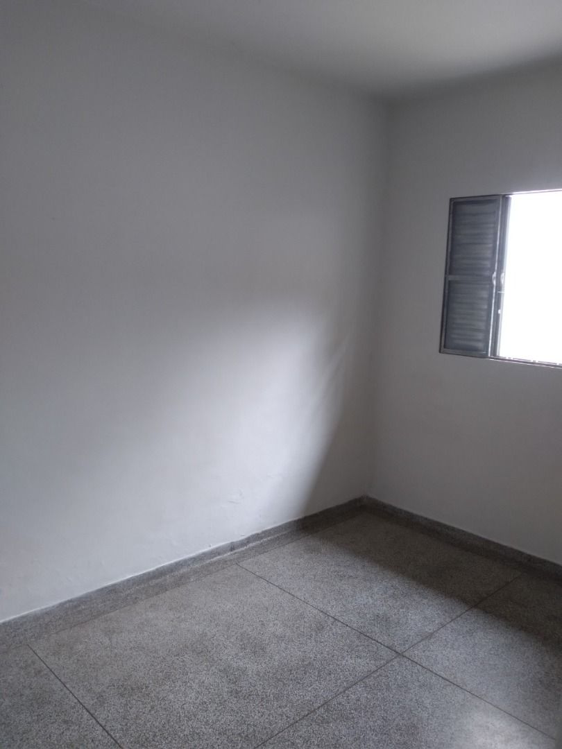 Casa à venda e aluguel com 2 quartos, 48m² - Foto 7