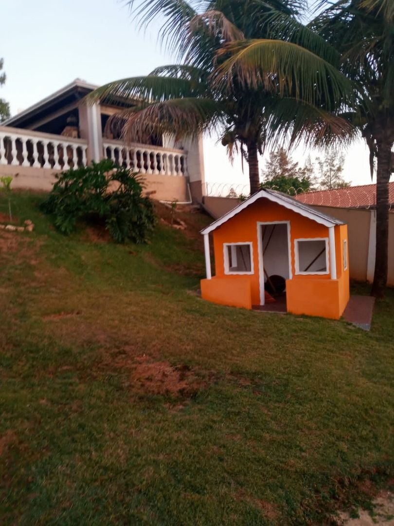 Chácara à venda com 3 quartos, 250m² - Foto 13