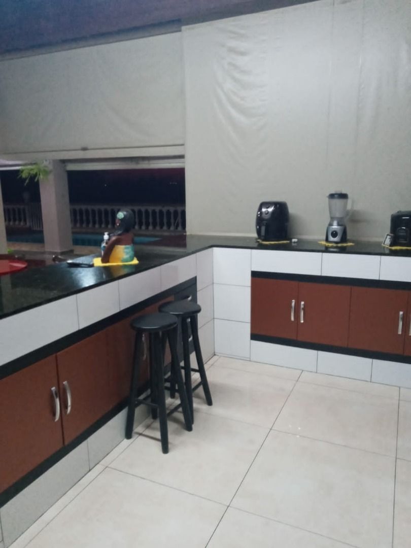 Chácara à venda com 3 quartos, 250m² - Foto 18