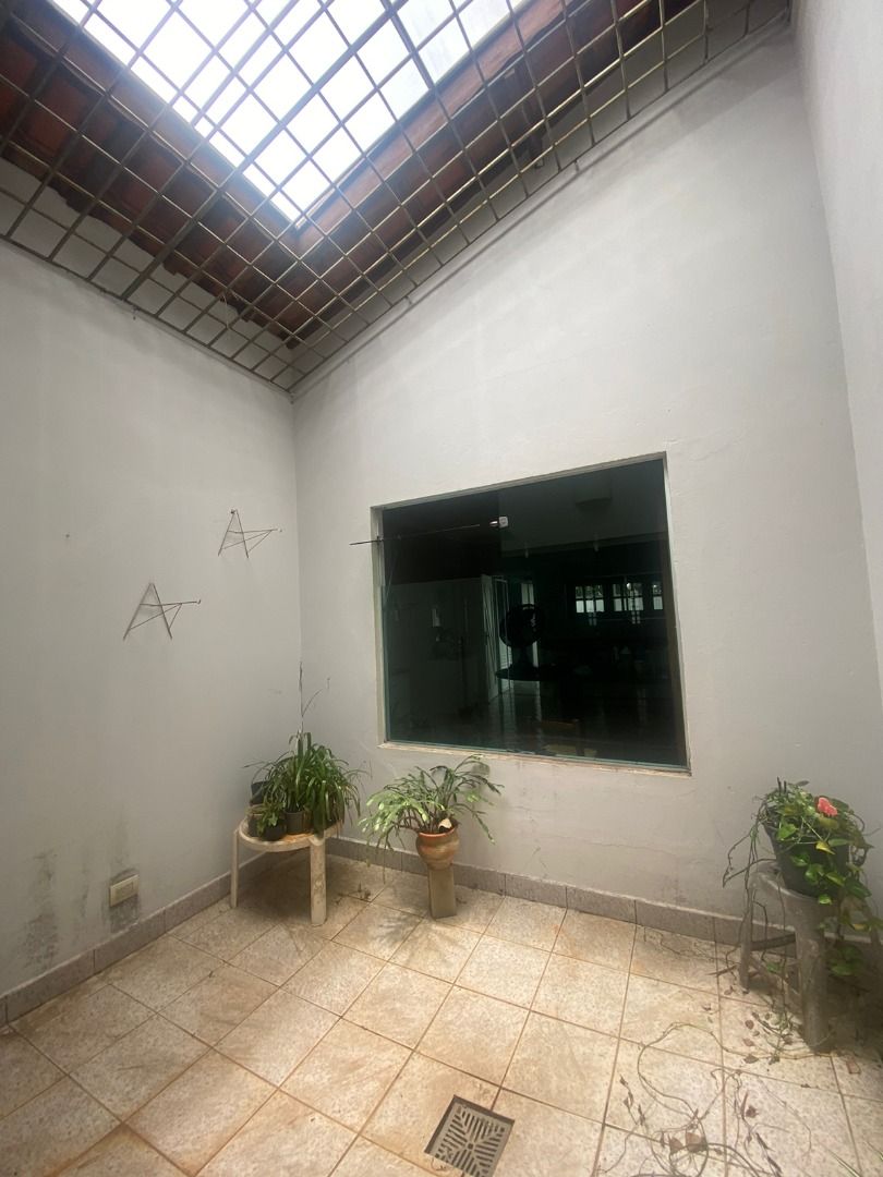 Casa à venda com 3 quartos, 190m² - Foto 22