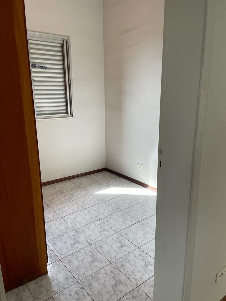 Apartamento à venda com 3 quartos, 76m² - Foto 13