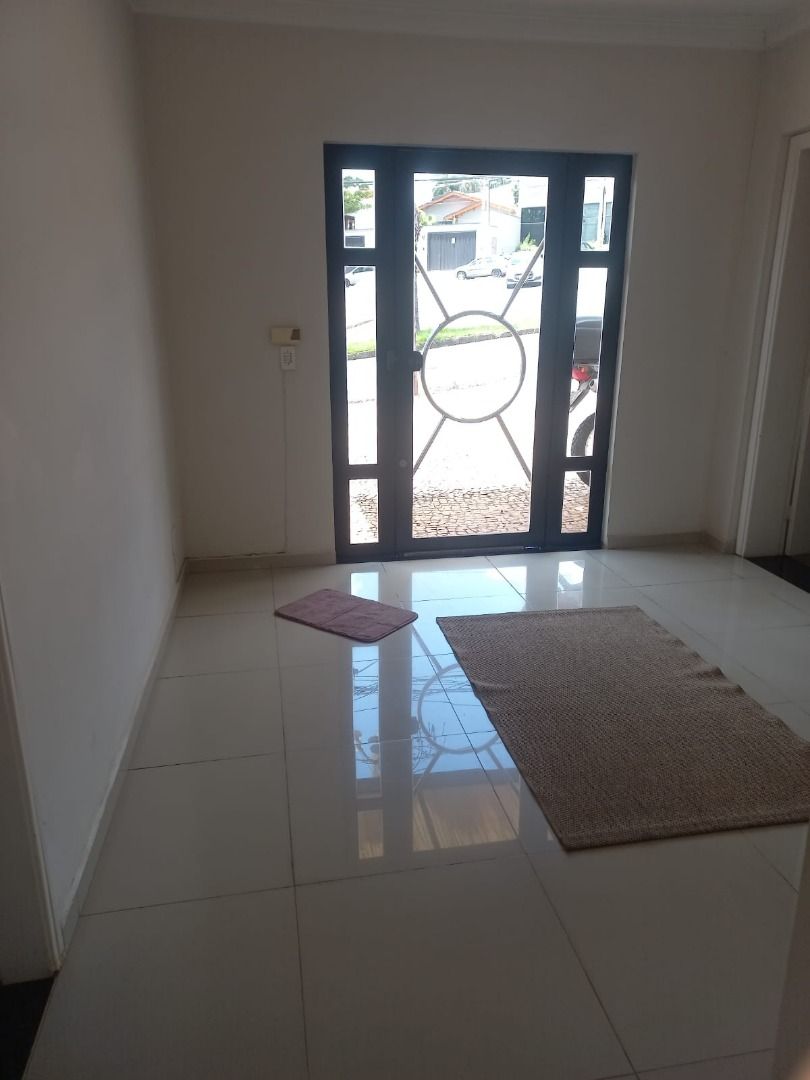 Casa Comercial à venda, 140m² - Foto 1