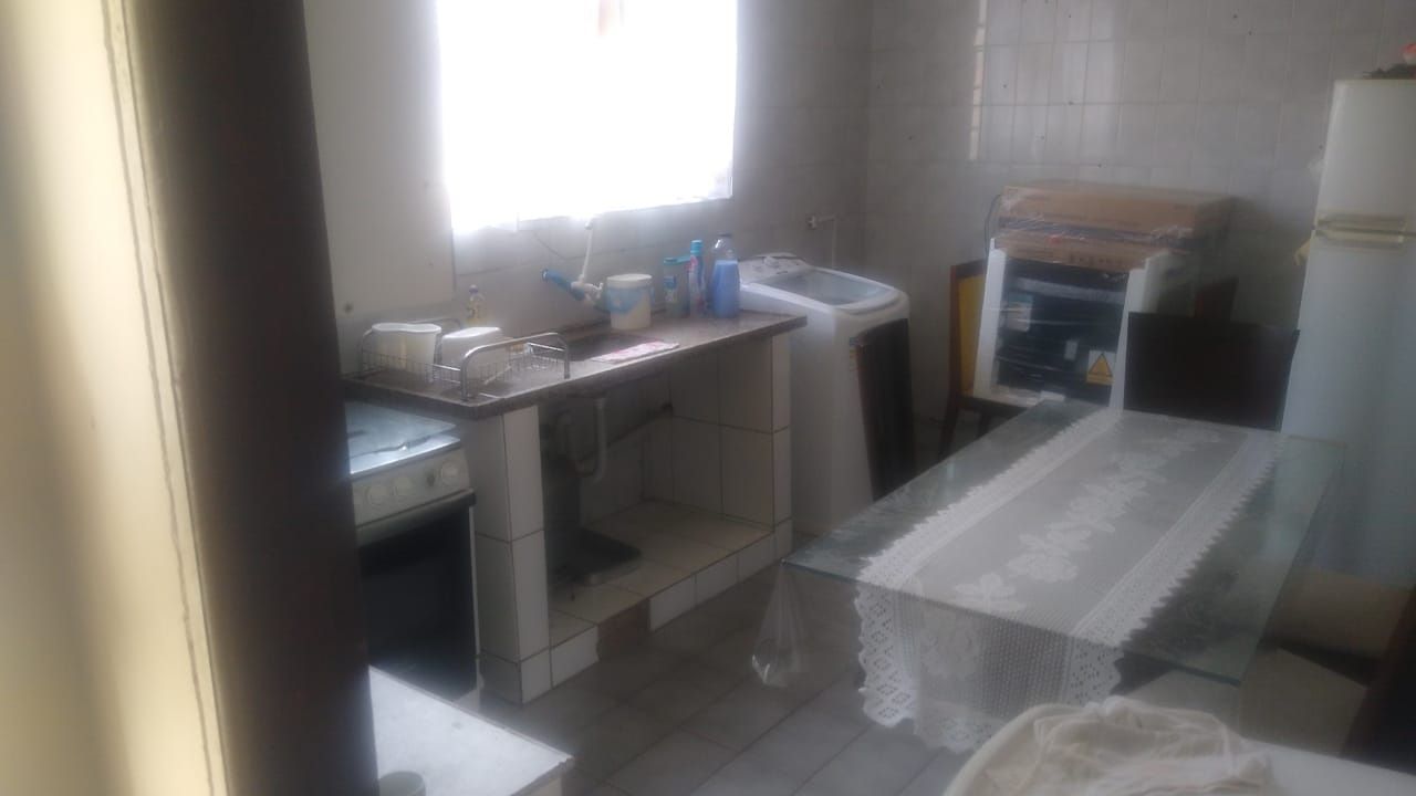 Casa à venda com 2 quartos, 200m² - Foto 10