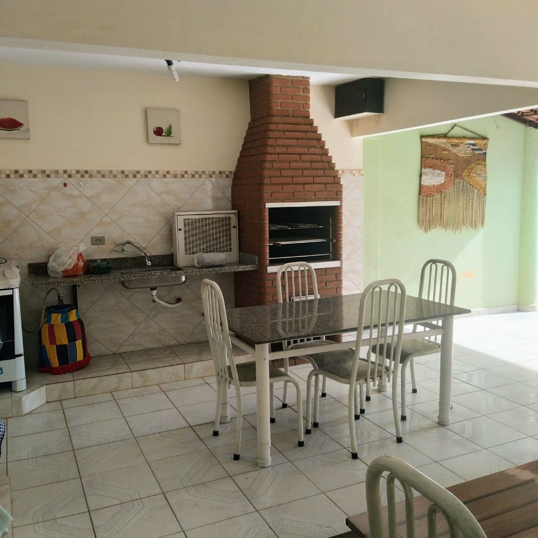 Casa à venda com 3 quartos, 180m² - Foto 3