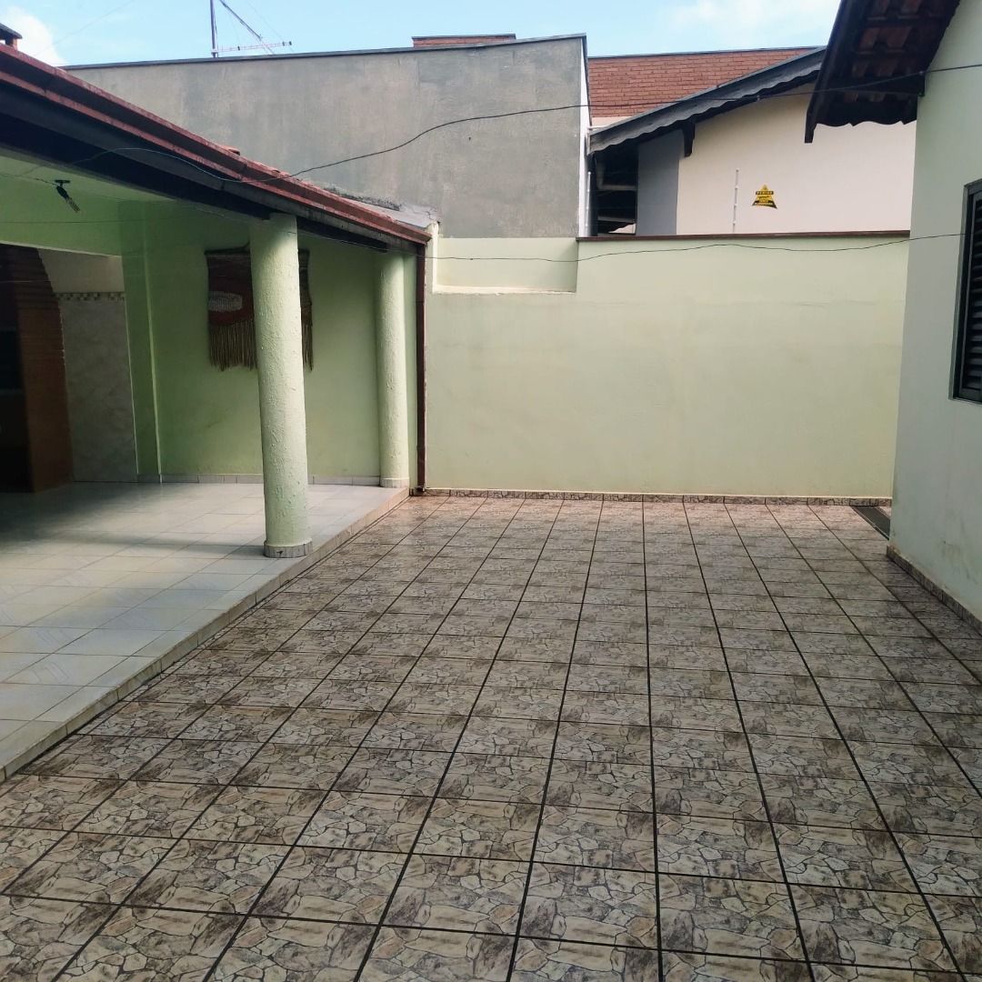 Casa à venda com 3 quartos, 180m² - Foto 8