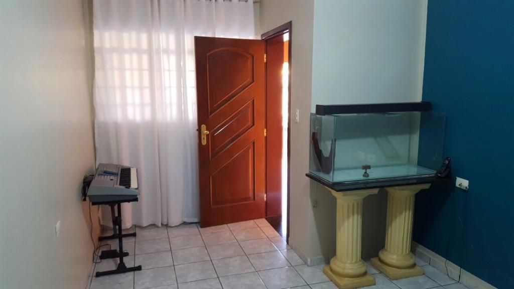 Casa à venda com 3 quartos, 140m² - Foto 3