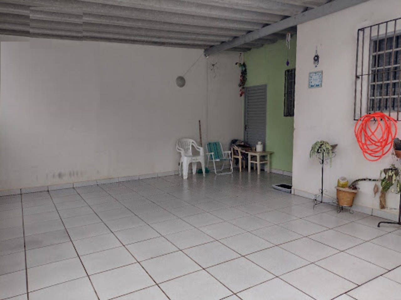 Casa à venda com 3 quartos, 100m² - Foto 2