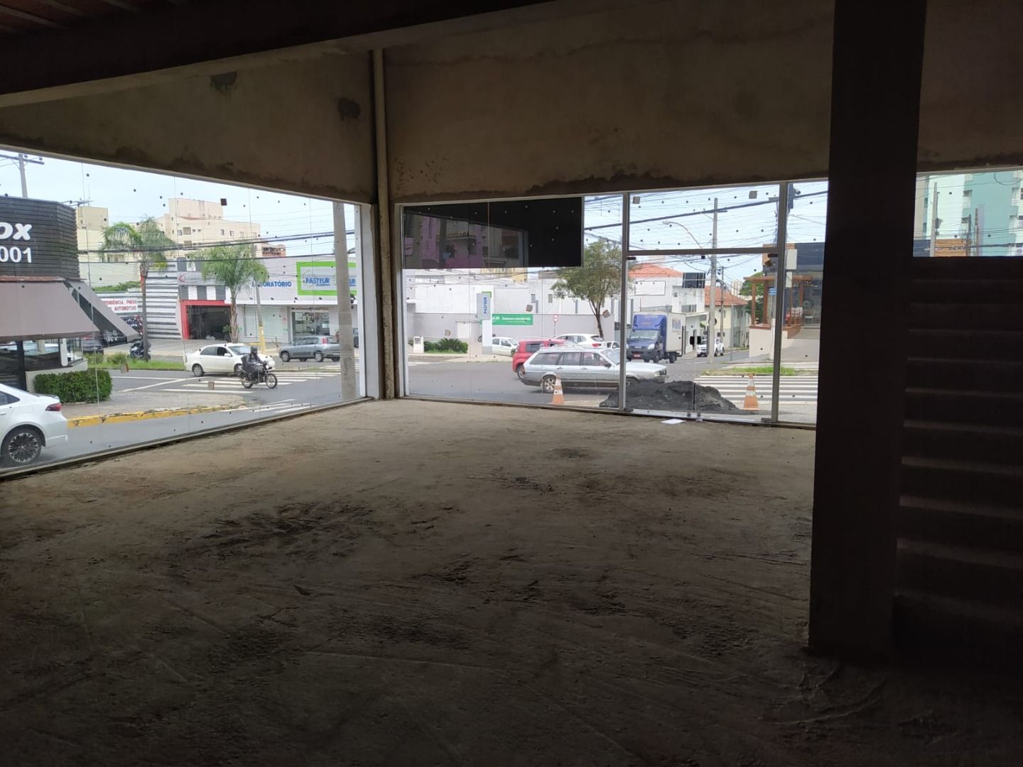 Loja-Salão para alugar, 200m² - Foto 1