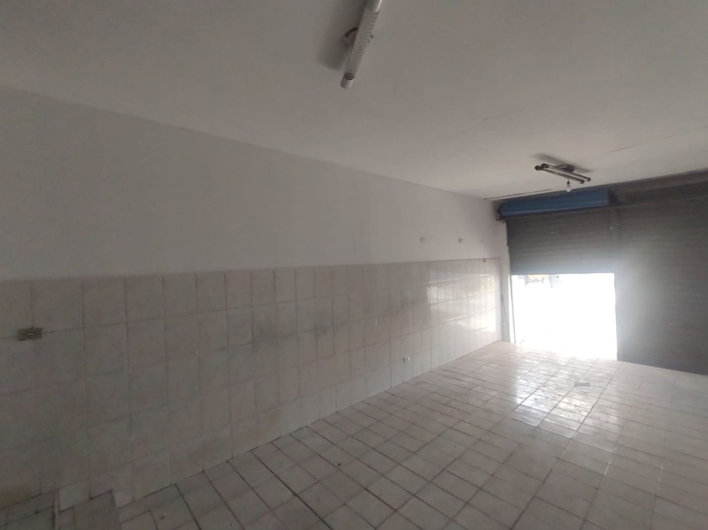 Loja-Salão para alugar, 180m² - Foto 2