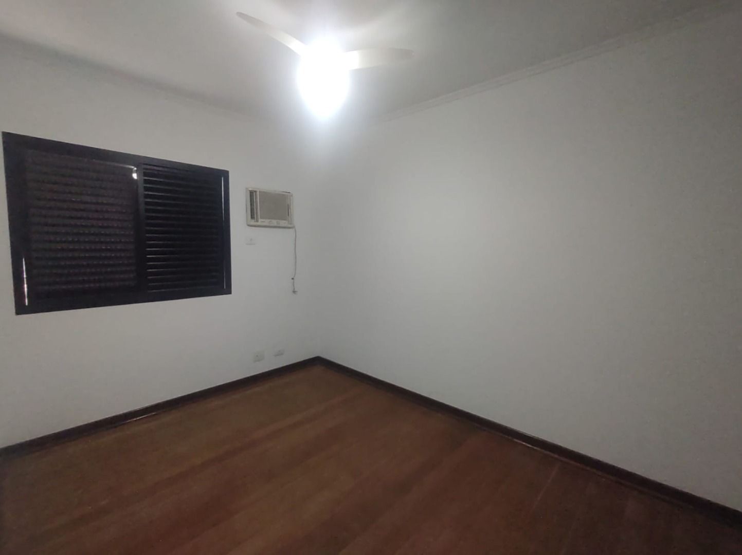 Apartamento à venda com 3 quartos, 220m² - Foto 21