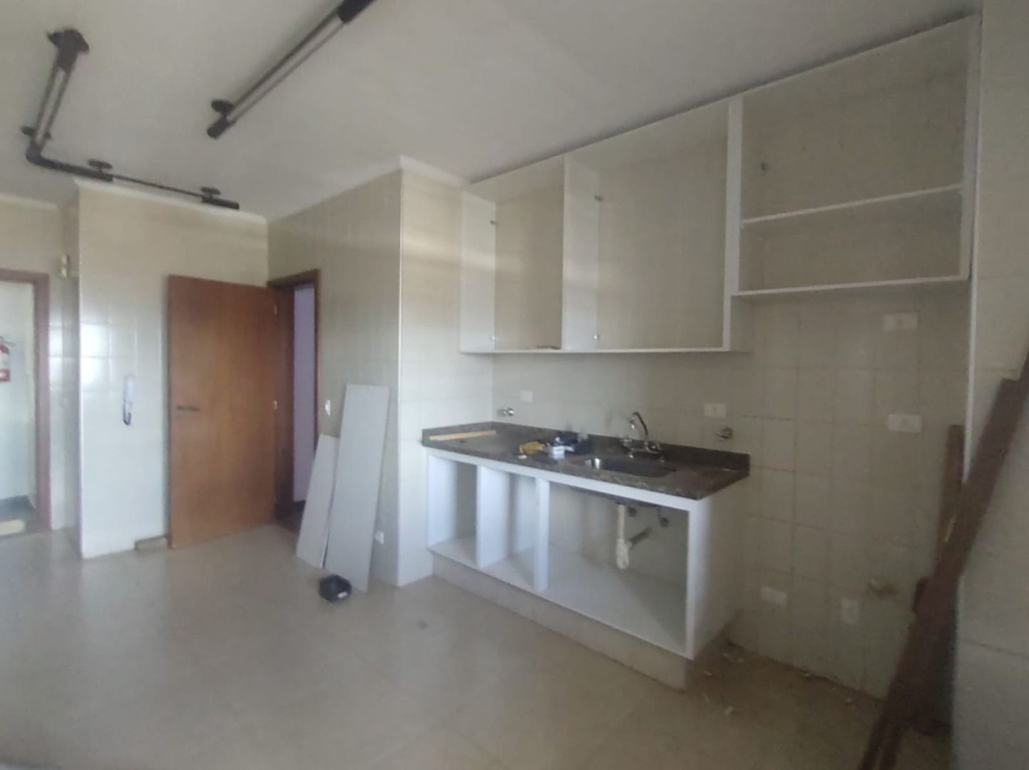 Apartamento à venda com 3 quartos, 220m² - Foto 7