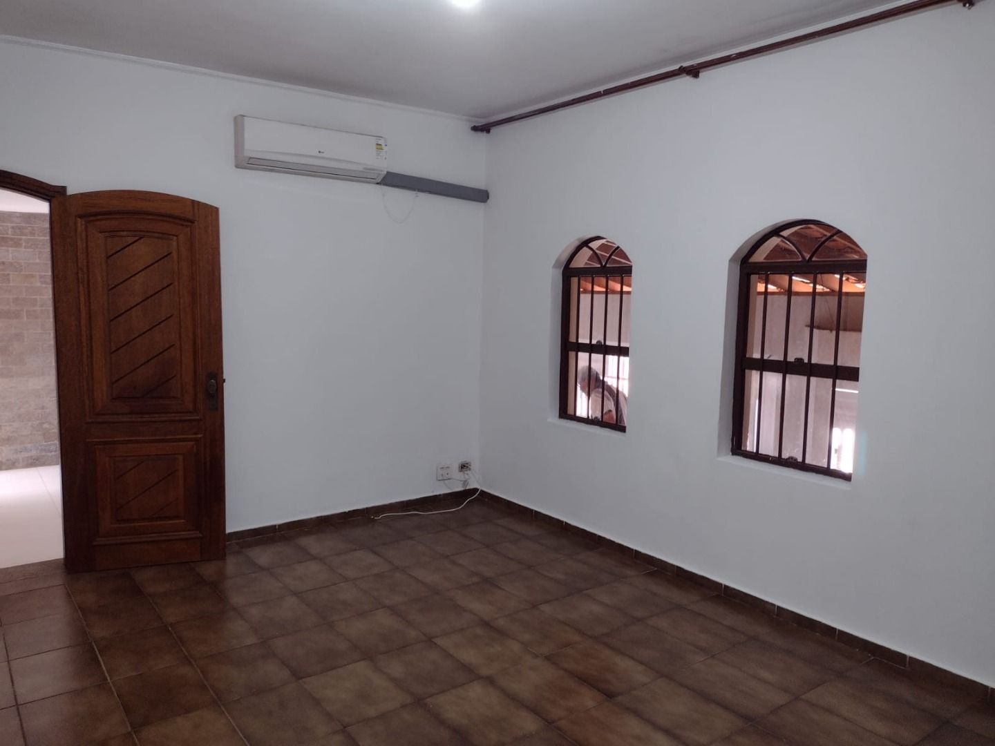 Casa para alugar com 3 quartos, 151m² - Foto 12