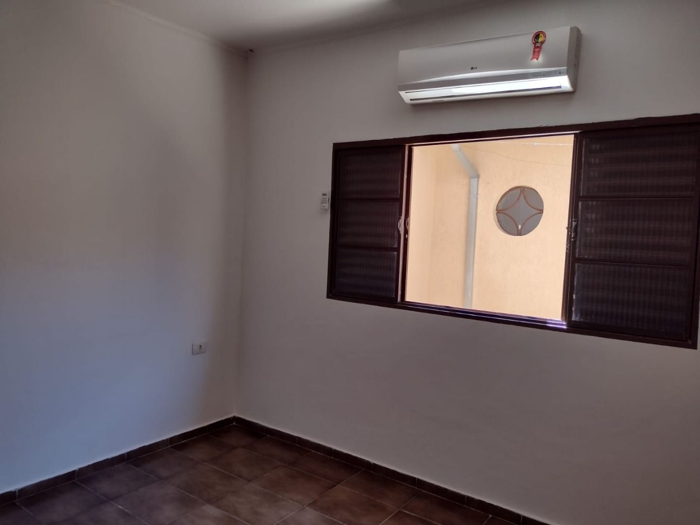 Casa para alugar com 3 quartos, 151m² - Foto 15