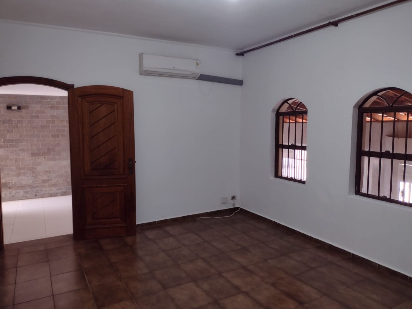 Casa para alugar com 3 quartos, 151m² - Foto 4