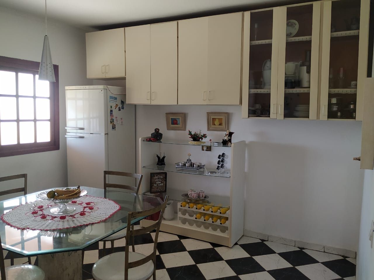 Casa à venda com 4 quartos, 320m² - Foto 11